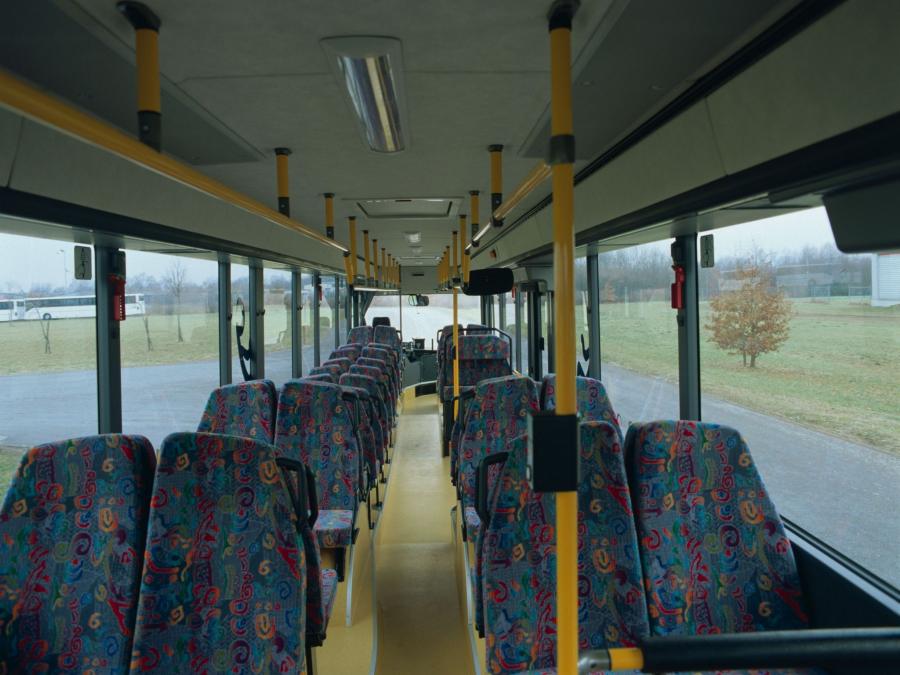  Setra S 319 NF 1997 года  (фото 2 из 3)